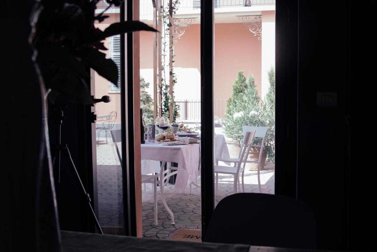 Appartamento Vacanze / Holiday Flat Farfalle&Rossobarbera Montegrosso dʼAsti Εξωτερικό φωτογραφία